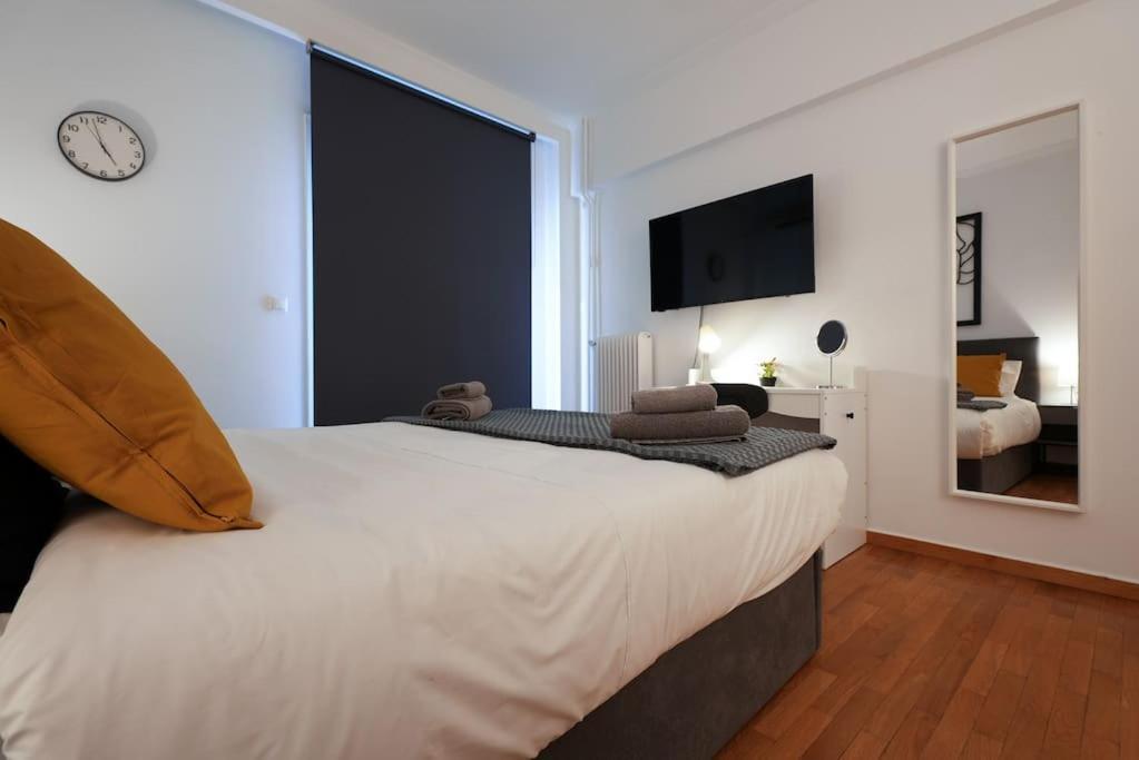 Syntagma Square, 70Sqm Pentelis Sunny Apartment Atenas Exterior foto