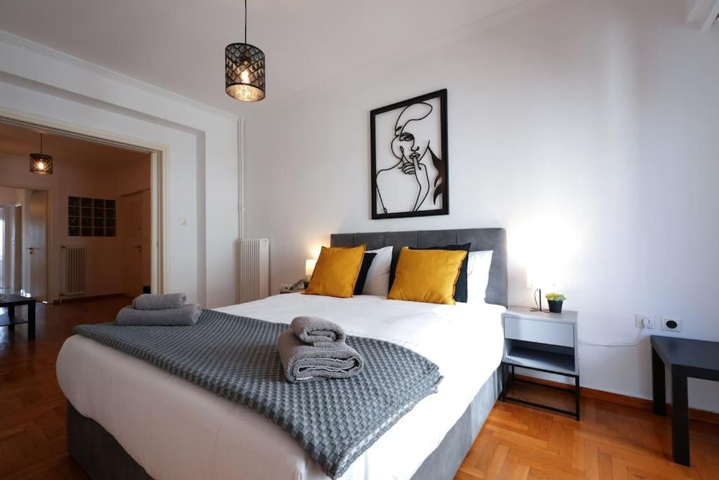 Syntagma Square, 70Sqm Pentelis Sunny Apartment Atenas Exterior foto