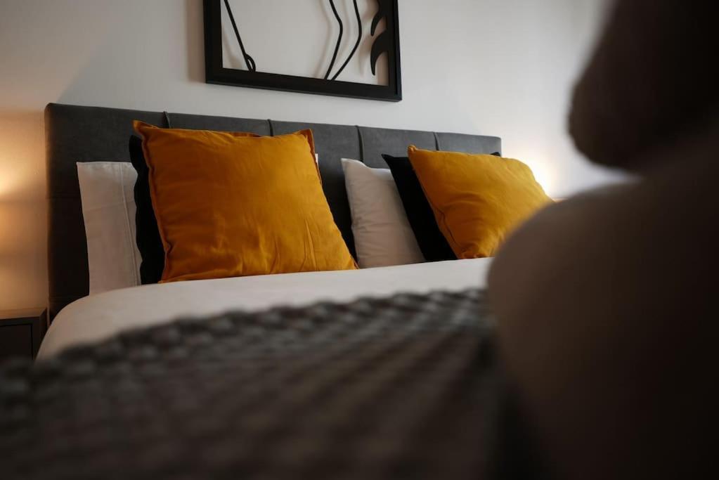 Syntagma Square, 70Sqm Pentelis Sunny Apartment Atenas Exterior foto